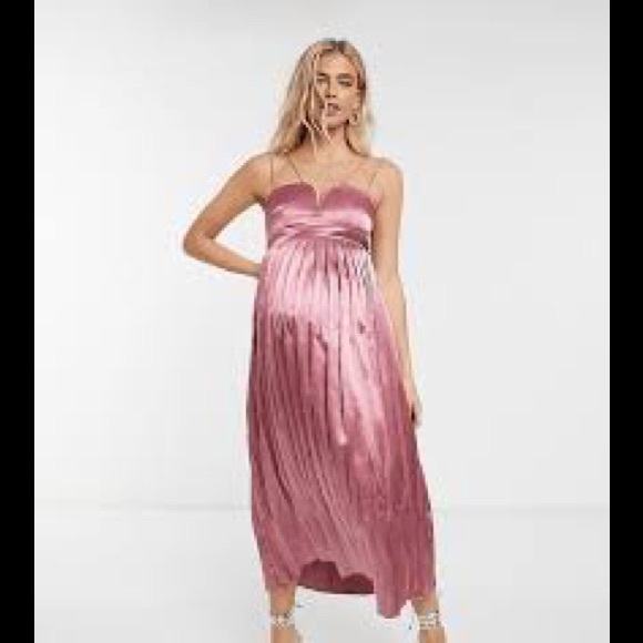 Asos Little Mistress Maternity satin midi dress with pleated skirt in berry-Red - Picture 1 of 15